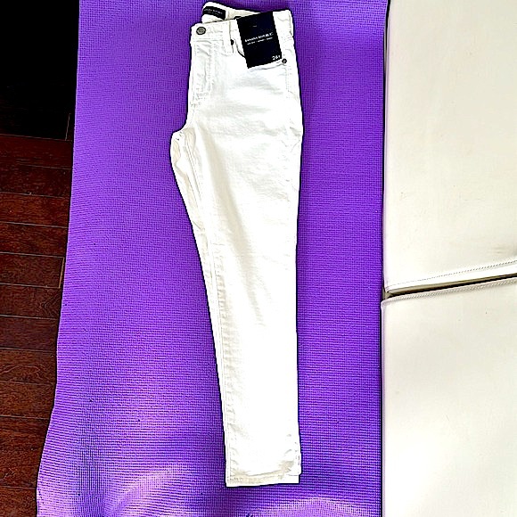 NWT! Banana Republic Mid Rise Skinny Ankle Off-White Jeans - Picture 6 of 8